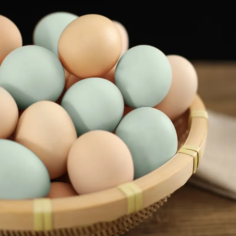 A set of free-range and black-bone chicken eggs from rural ecological free-range fresh grain eggs, each 40&plusmn;5g, 50 pieces