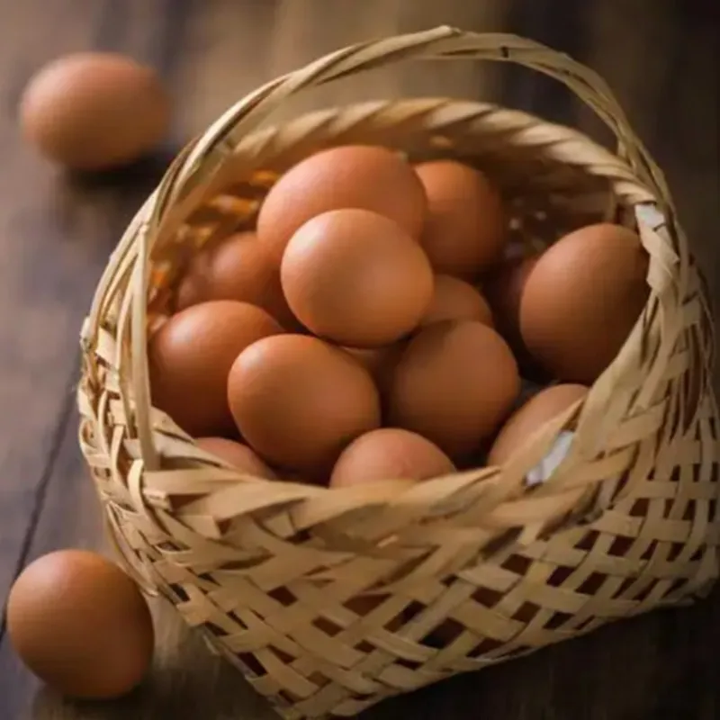  Fresh Farm Eggs &ndash; Mixed Colors