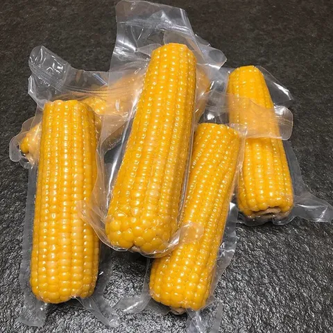 Fresh corn from northeastern China, Heilongjiang Province, 2kg per bag