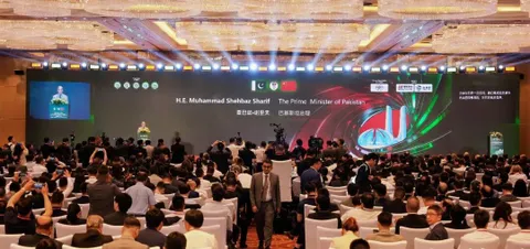 IBI Co-Hosts Pakistan&ndash;China B2B Investment Summit in Hangzhou; Prime Minister Muhammad Shehbaz Sharif Delivers Keynote Remarks and Witnesses the Signing of a Memorandum of Understanding Between IBI and RIC